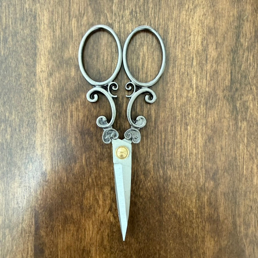 CoraCreaCrafts — Arabesque Embroidery Scissors