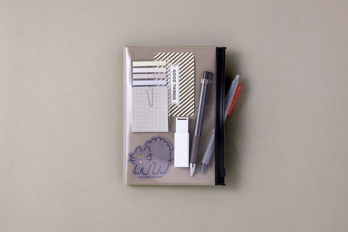 MARK'S EDiT B6 Grid Notebook with Zipper Pocket — Midnight Black