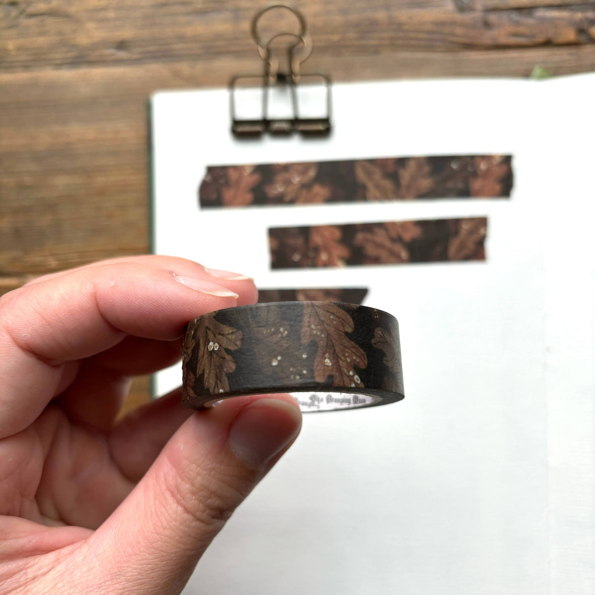 Roll of The Creeping Moon Autumn Oak Leaves 15 mm washi tape