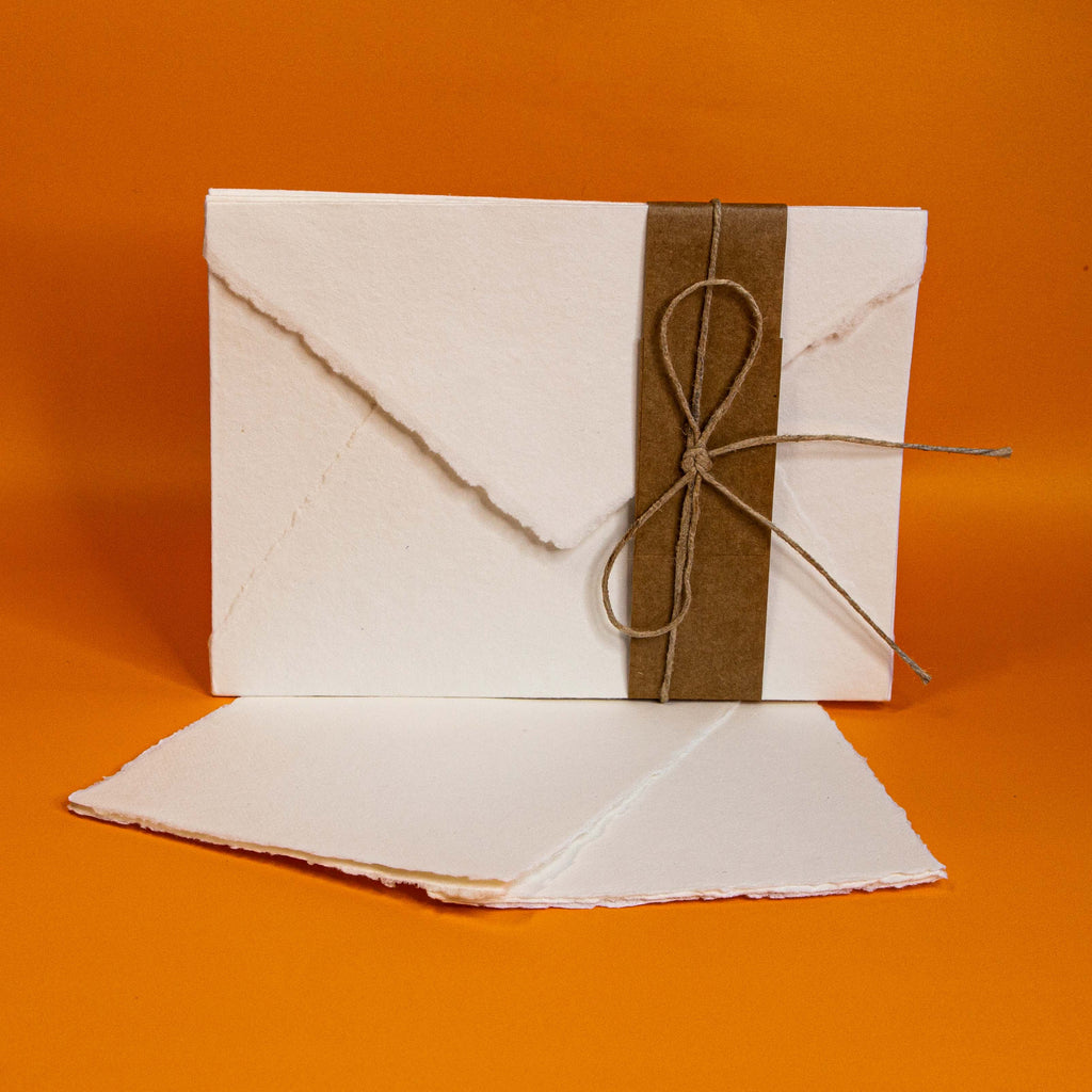 Tri-Art handmade cotton correspondence set with blank sheets and matching envelopes