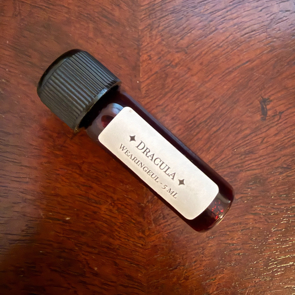 Wearingeul Dracula 5 mL fountain pen ink sample in a glass vial